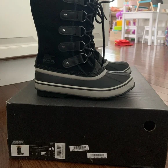 Sorel Joan of Artic - Picture 2 of 2